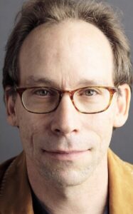 Лоуренс Максвелл Краусс — американский физик, специалист в области астрофизики и космологии. Область исследований Краусса связана с теорией квантовой гравитации и природой пространства-времени.