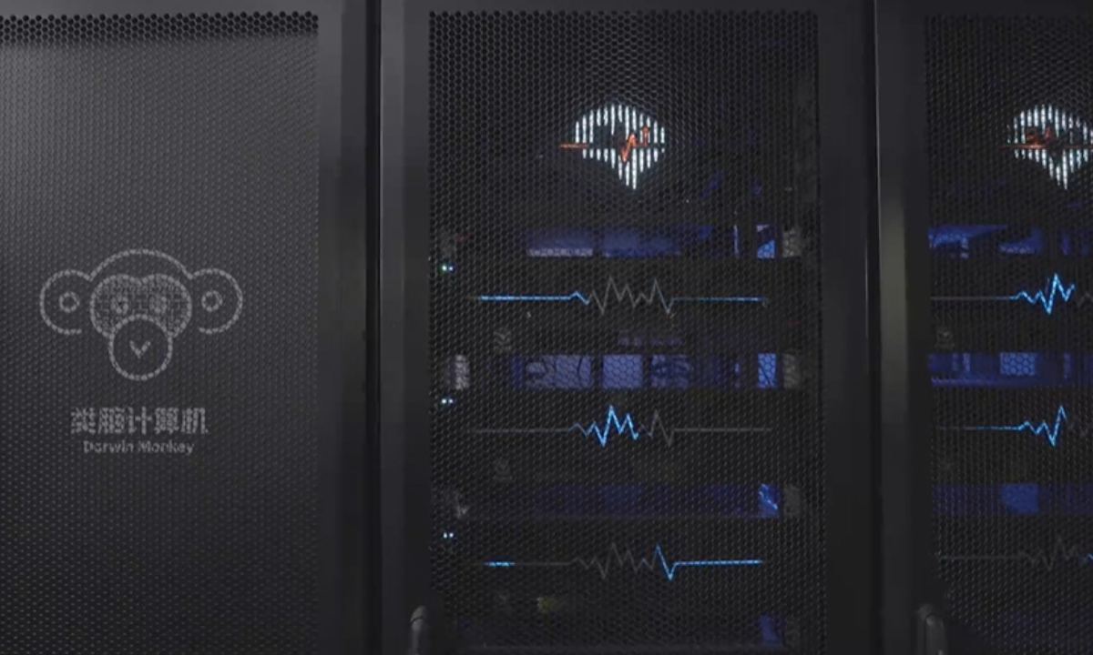 Darwin Monkey демонстрирует, как сочетание специализированных нейроноподобных чипов и крупномасштабных сетей может подойти к функциональным особенностям живого мозга, не ограничиваясь только математическими вычислениями.